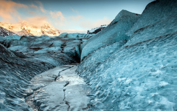 Картинка природа айсберги ледники горы лед скалы облака