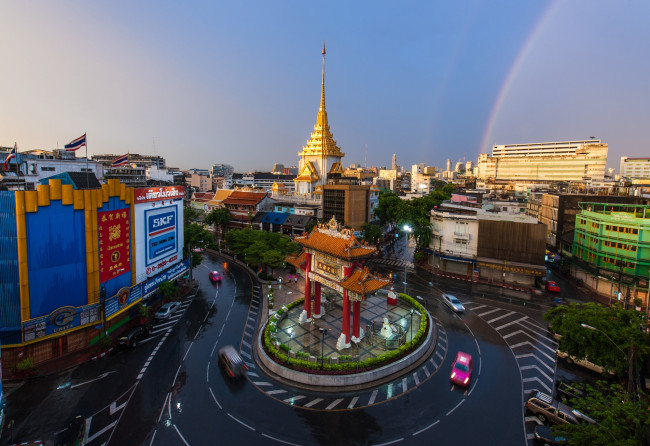Обои картинки фото города, бангкок, таиланд, арка, дорога, радуга, развилка