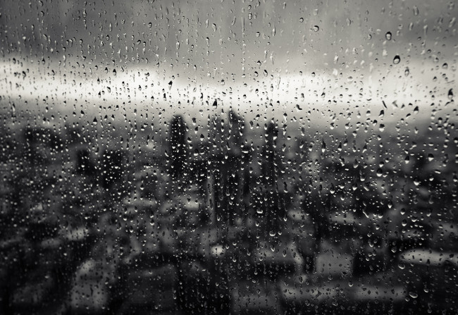Обои картинки фото разное, капли, брызги, всплески, стекло, дождь, окно, город, макро