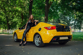 Картинка тагаз+aquila автомобили -авто+с+девушками тагаз aquila автомобиль жёлтый девушка