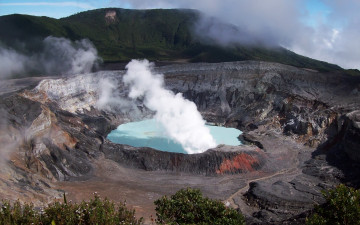 Картинка poas volcano природа стихия озеро пар жерло вулкан