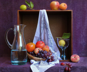 Картинка еда фрукты ягоды персики лимон кувшин виноград яблоки