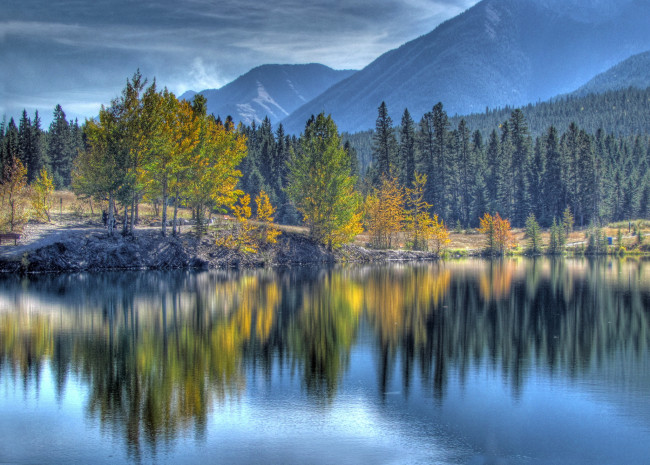 Обои картинки фото quarry, lake, canmore, alberta, canada, природа, реки, озера, канмор, альберта, канада, озеро, деревья, горы