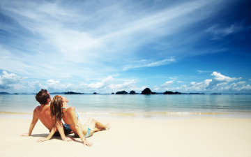 Картинка разное мужчина+женщина девушка прибой парень море песок пляж пара облака