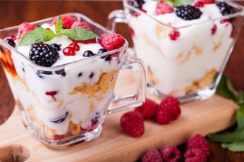 Картинка еда мороженое +десерты ягоды десерт малина ежевика мята
