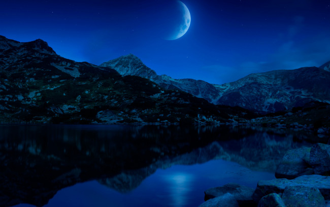Обои картинки фото природа, горы, ночь, луна, озеро, камни