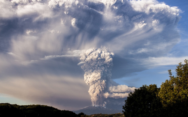 Обои картинки фото природа, стихия, calbuco, гора, вулкан, Чили, дым, облако