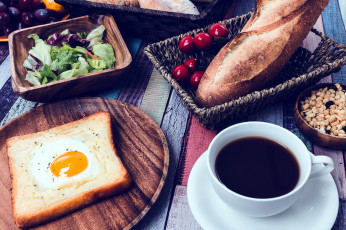Картинка еда Яичные+блюда багет салат кофе яичница глазунья тост
