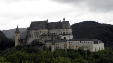 Картинка vianden+castle+luxemburg города -+дворцы +замки +крепости vianden castle luxemburg