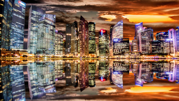 Картинка города -+огни+ночного+города цвет ночь город вода отражение здания огни