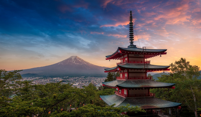 Обои картинки фото fuji and the magic hour, города, - буддийские и другие храмы, храм, гора