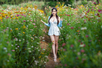 Картинка девушки kiki+hsieh цветник азиатка мини