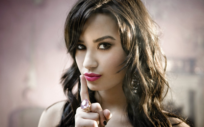 Обои картинки фото Demi Lovato, девушки