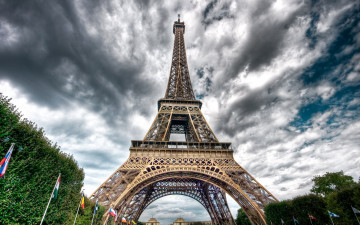 Картинка города париж франция эйфелева башня флаги