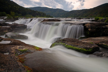 Картинка природа водопады река потоки камни