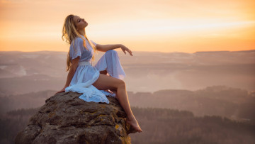 Картинка девушки -unsort+ блондинки +светловолосые камень wallhaven женщины на открытом воздухе модель пейзаж блондинка панорама