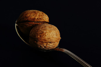 Картинка еда орехи +каштаны +какао-бобы грецкие