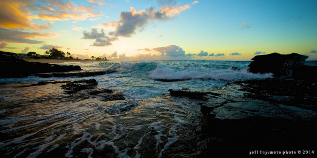 Обои картинки фото природа, побережье, море, скалы, закат, облака, небо, горизонт, волны