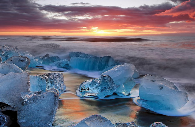 Обои картинки фото природа, айсберги и ледники, пейзаж, закат, лед, прибой, небо, облака, исландия