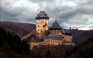 Картинка castle+karlstejn города замки+Чехии castle karlstejn