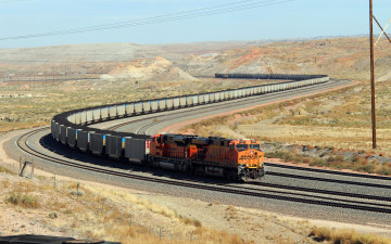 Картинка техника поезда грузовой поезд дизельный локомотив транспортное средство на открытом воздухе пейзаж