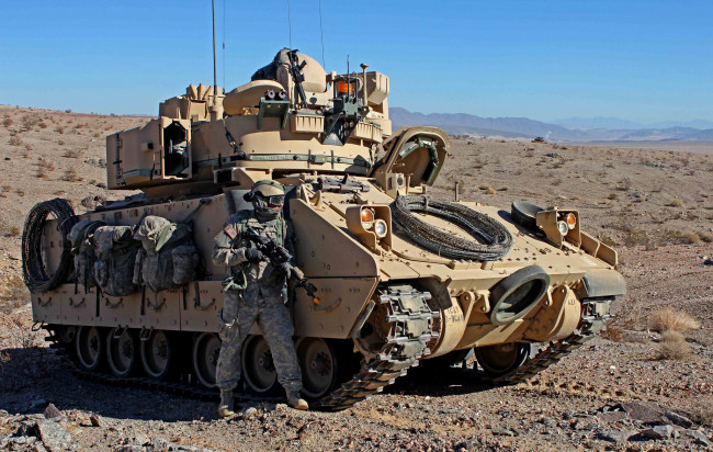 Обои картинки фото техника, военная техника, пустыня, легкий, танк