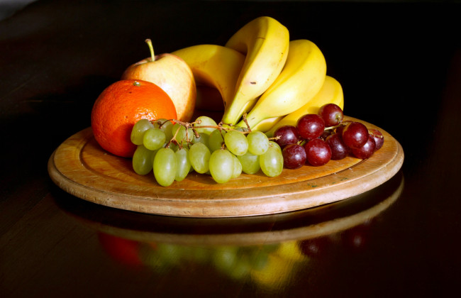 Обои картинки фото еда, фрукты,  ягоды, виноград, бананы, апельсин, яблоко