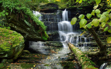 Картинка природа водопады скала поток