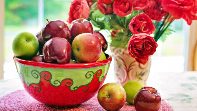Обои картинки фото еда, Яблоки, миска, букет, яблоки