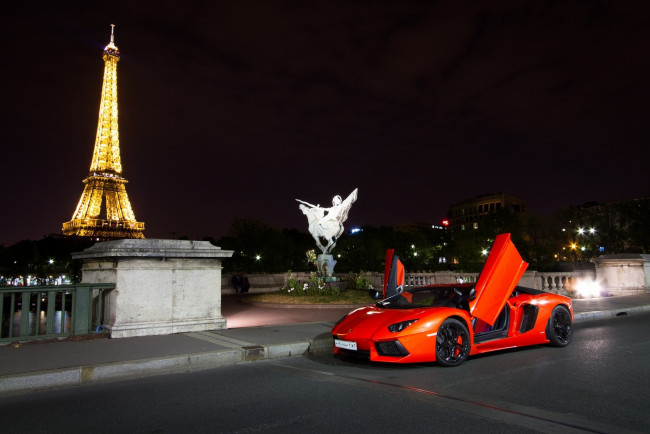 Обои картинки фото ламборджини, автомобили, lamborghini, ночь, париж, эйфелева, башня, авто, композиция