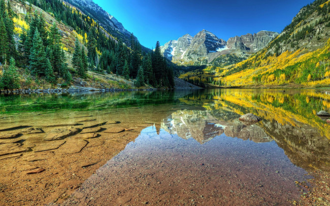 Обои картинки фото природа, реки, озера, горы, озеро, камни, осень, деревья, лес
