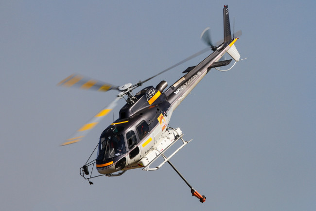 Обои картинки фото eurocopter as350b3, авиация, вертолёты, вертушка