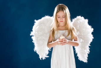 Картинка разное дети девочка ангел крылья свеча