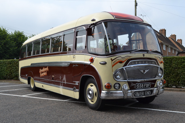 Обои картинки фото 1962 bedford super vega duple coach, автомобили, автобусы, ретро, автошоу, выставка, история