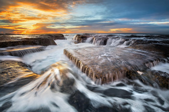 Картинка природа побережье австралия пляж камни скалы море океан вода потоки волны выдержка небо свет облака