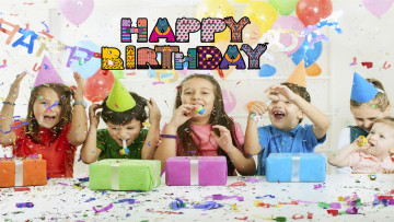 Картинка разное дети день рождения колпаки серпантин