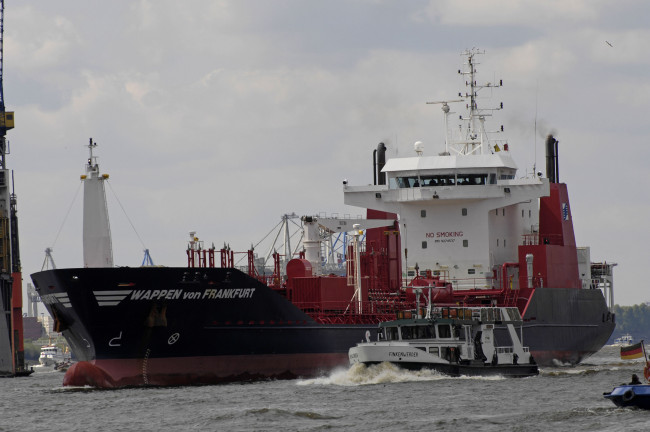 Обои картинки фото wappen, von, frankfurt, корабли, разные, вместе, танкер