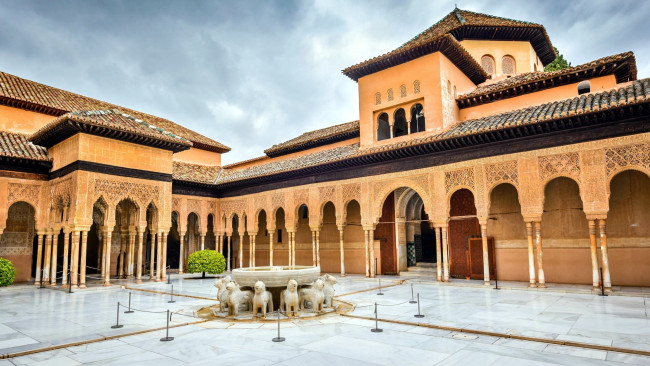 Обои картинки фото ancient arabic fortress of alhambra,  granada,  spain, города, гранада , испания, spain, granada, ancient, arabic, fortress, of, alhambra
