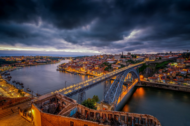 Обои картинки фото города, порту , португалия, vila, nova, de, gaia, река, дуэро, porto, порту, ночной, город, douro, river, мост, portugal