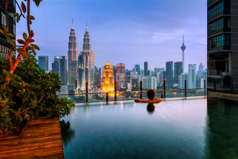 обоя kuala lumpur, города, куала-лумпур , малайзия, небоскребы, панорама