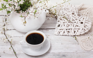 Картинка еда кофе кофейные зёрна чашка салфетка цветы ваза