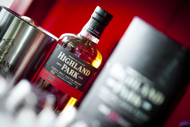 Обои картинки фото whisky, бренды, highland, park, виски, напитки