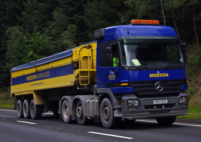 Обои картинки фото mercedes actros 2548, автомобили, mercedes trucks, тягач, тяжелый, седельный, грузовик