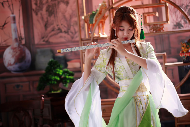 Обои картинки фото музыка, - другое, флейта, инструмент, девушка
