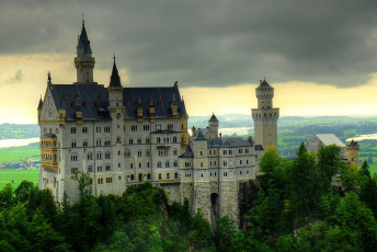 Картинка neuschwanstein+-+bavarian+fairytale города замок+нойшванштайн+ германия замок горы