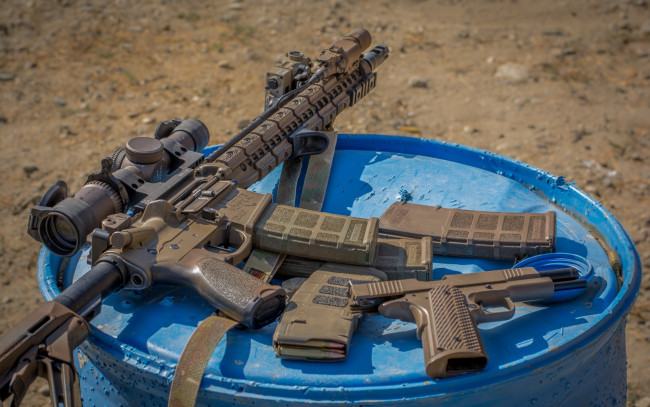 Обои картинки фото оружие, снайперская винтовка, винтовка, larue, tactical, оптика, камуфляж, автомат, штурмовая, пистолет, полуавтоматическая
