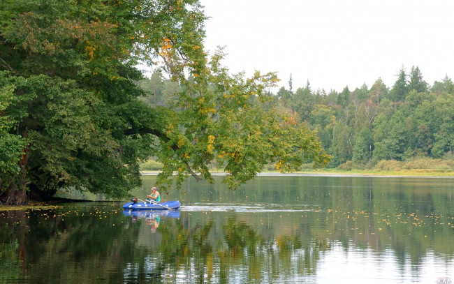 Обои картинки фото нижегородский, край, природа, реки, озера, озеро, рыбак, лодка