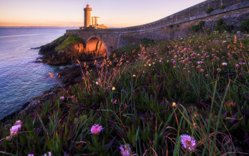 Картинка petit+minou+lighthouse brittany france природа маяки petit minou lighthouse