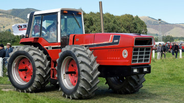 обоя international 3388 tractor, техника, тракторы, тяжелый, колесный, трактор