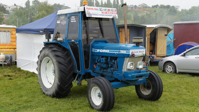 Обои картинки фото ford 7610 tractor, техника, тракторы, трактор, колесный